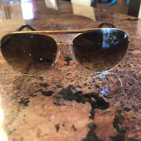 Louis Vuitton Men's Attitude Sunglasses - Picture 5 of 7